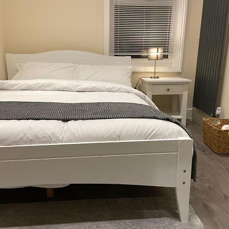 Beautiful Rooms Only Few Steps Away From Bruce Grove Tottenham Stadium Londen Buitenkant foto