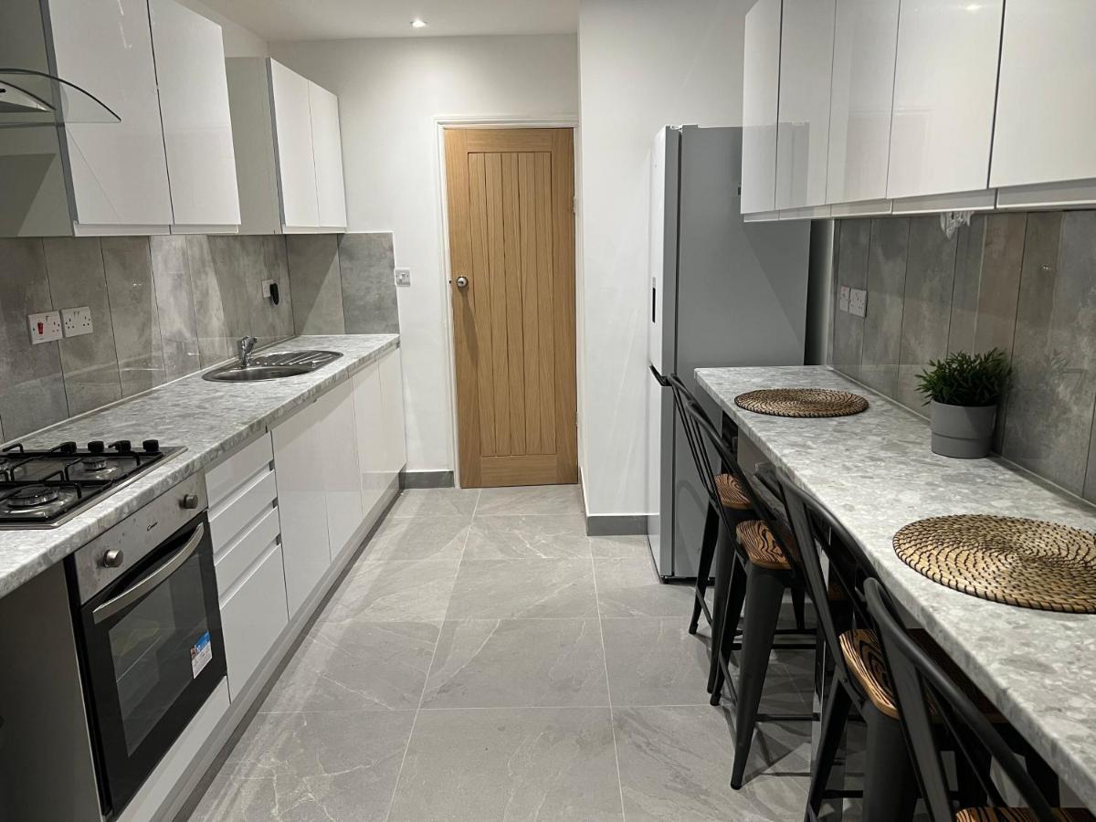 Beautiful Rooms Only Few Steps Away From Bruce Grove Tottenham Stadium Londen Buitenkant foto