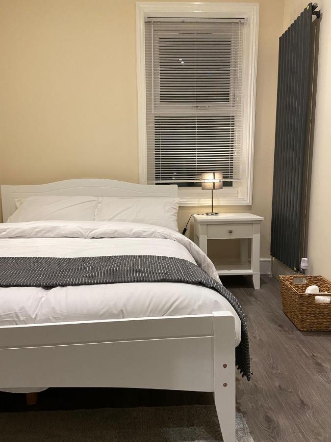 Beautiful Rooms Only Few Steps Away From Bruce Grove Tottenham Stadium Londen Buitenkant foto